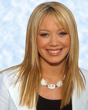miss hilary tjs aussi jolie